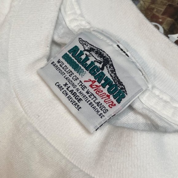 XL - Vintage ‘Alligator Adventure Myrtle Beach’ Graphic T Shirt - Picture 4 of 4